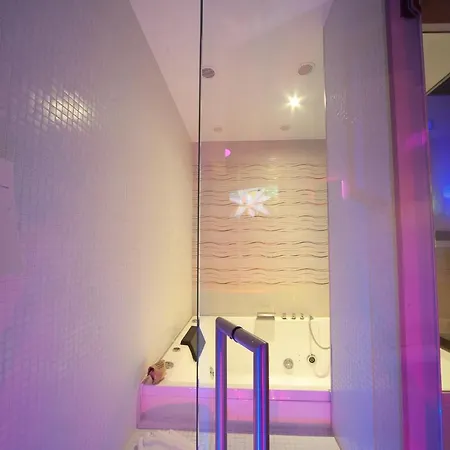 Irooms Jacuzzi Guest house