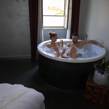 Irooms Jacuzzi