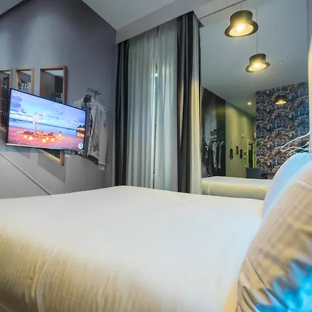Irooms Jacuzzi 2* Rom