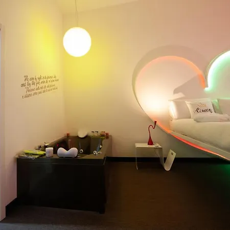 Irooms Jacuzzi 2* Rom