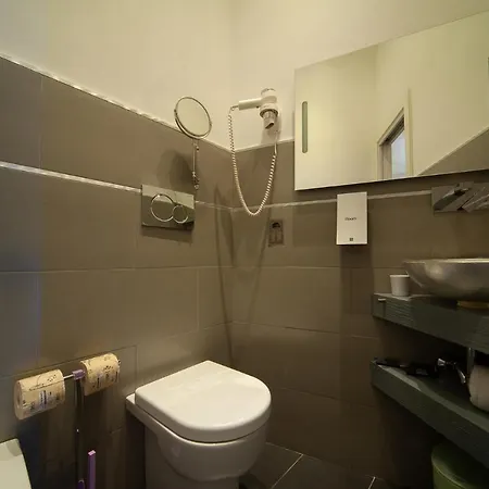 Irooms Jacuzzi Pensionat