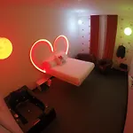 Pensionat Irooms Jacuzzi