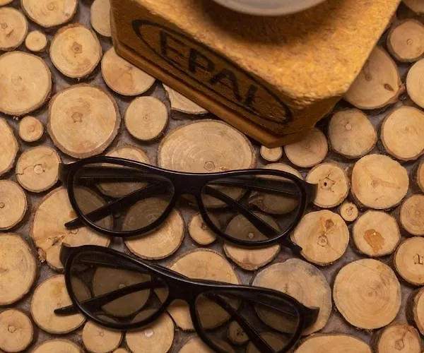 Irooms Jacuzzi Pensionat 2*