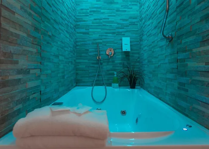 Irooms Jacuzzi Pensionat 2*