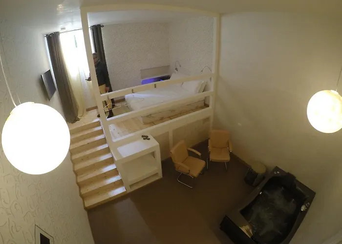 Pensionat Irooms Jacuzzi Rom